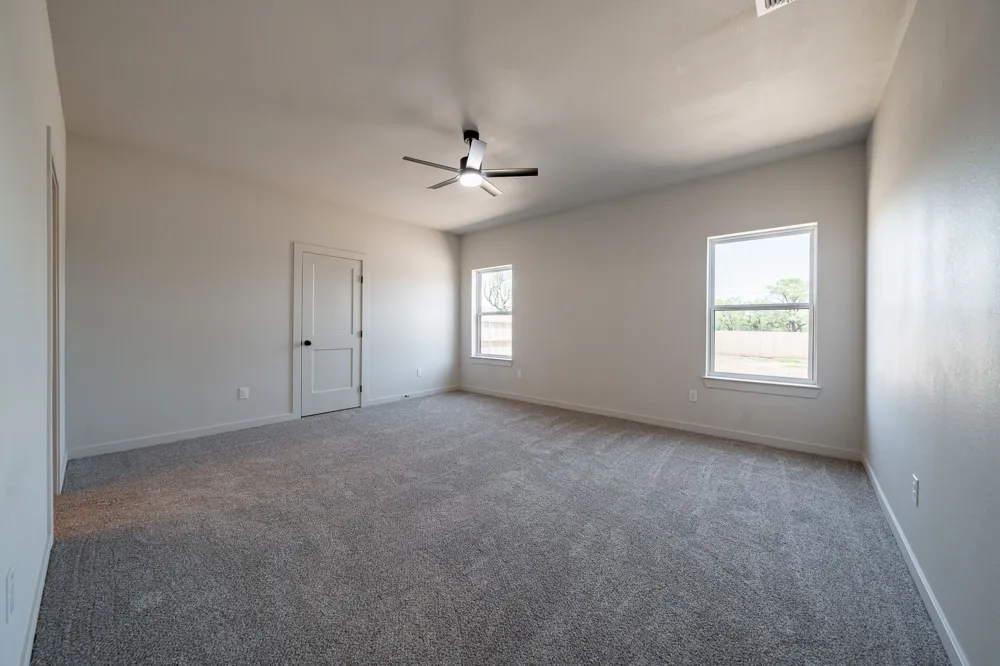 707 E Davenport Stamford, TX 79553