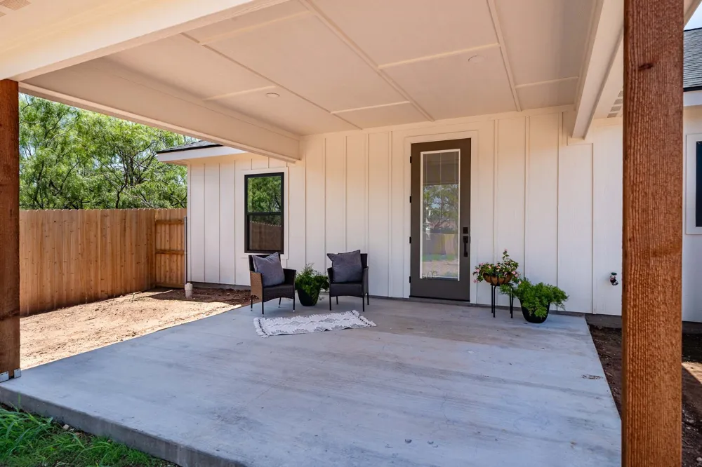 707 E Davenport Stamford, TX 79553