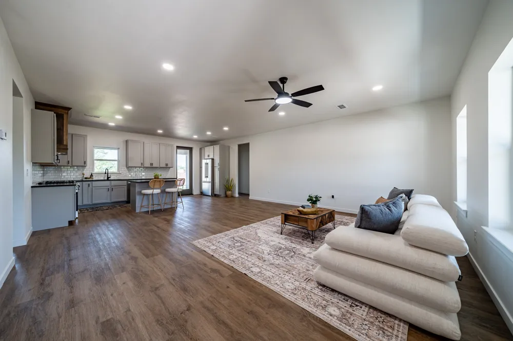 705 E Davenport Stamford, TX 79553