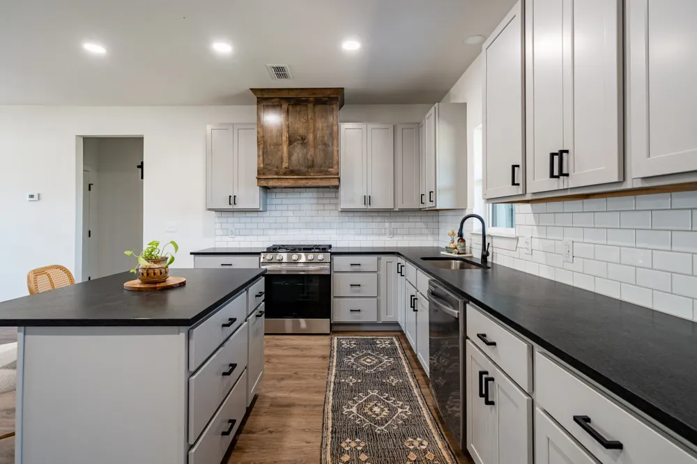 705 E Davenport Stamford, TX 79553