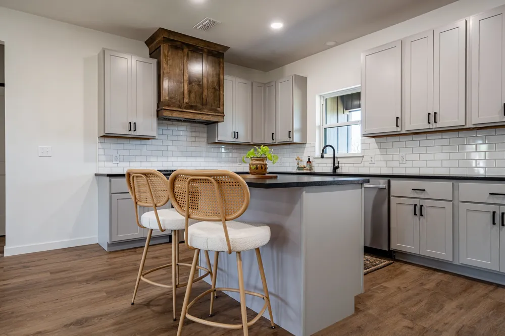 705 E Davenport Stamford, TX 79553