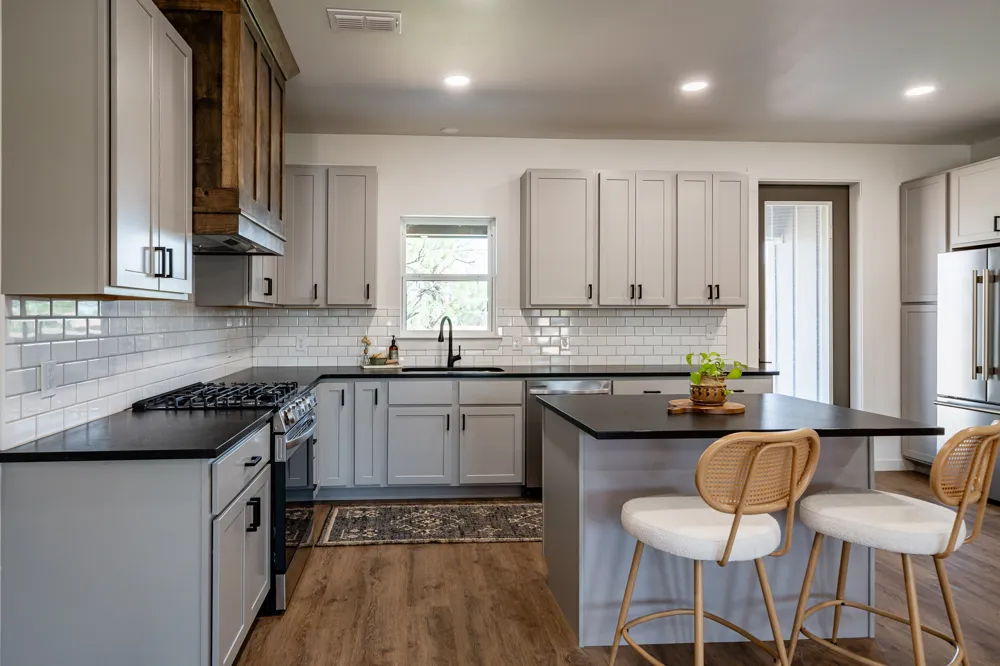 705 E Davenport Stamford, TX 79553