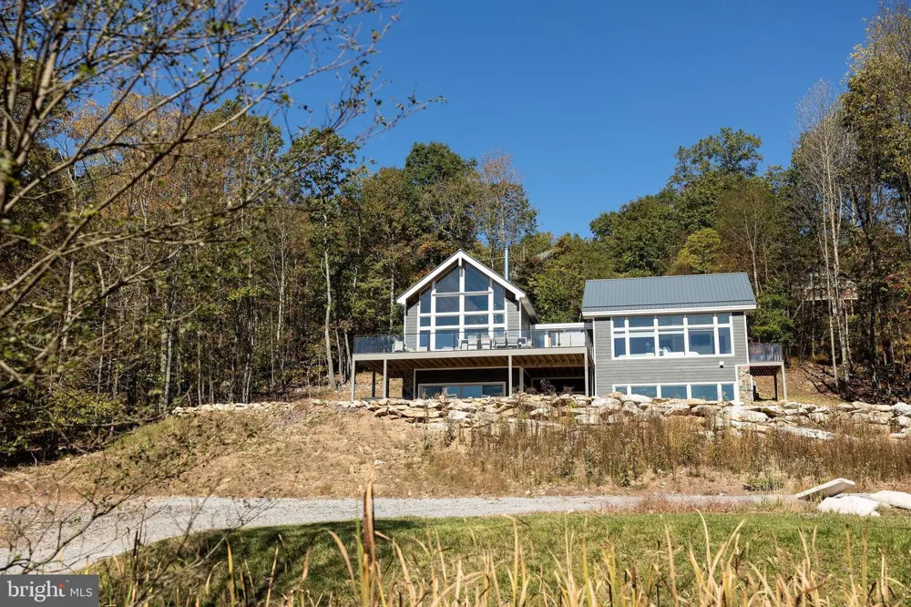 2614 MARSH HILL ROAD Mc Henry, MD 21541