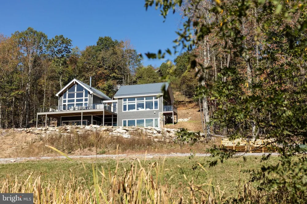 2614 MARSH HILL ROAD Mc Henry, MD 21541