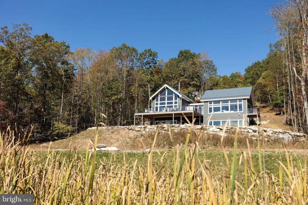 2614 MARSH HILL ROAD Mc Henry, MD 21541