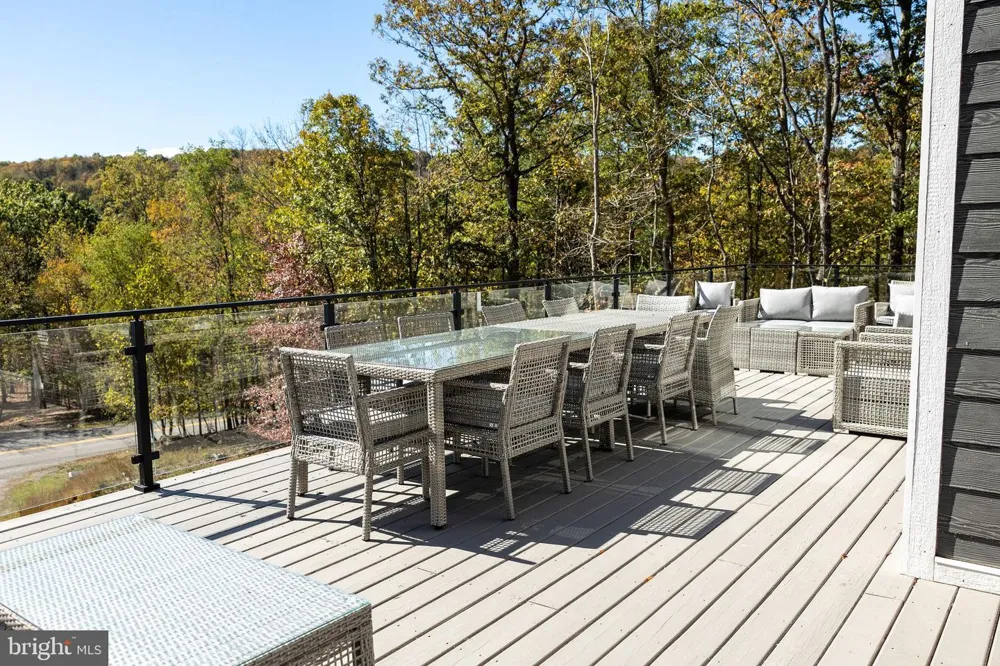 2614 MARSH HILL ROAD Mc Henry, MD 21541