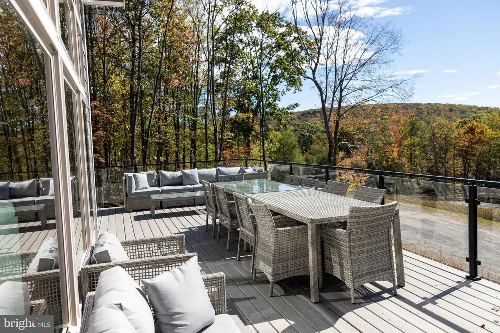 2614 MARSH HILL ROAD Mc Henry, MD 21541