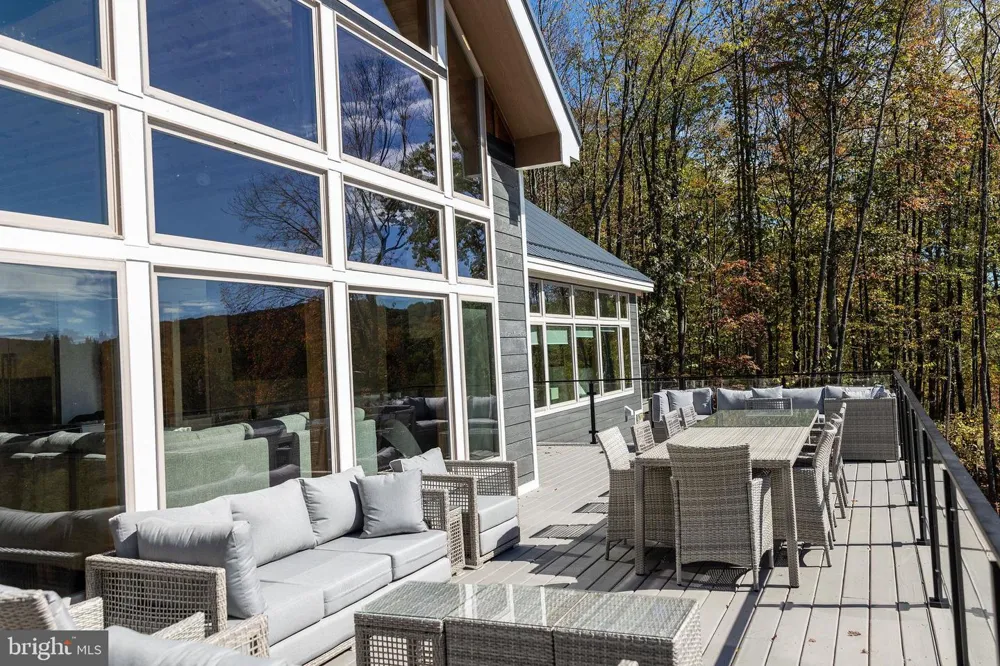 2614 MARSH HILL ROAD Mc Henry, MD 21541