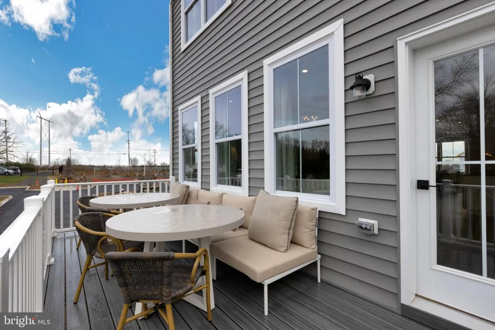 1 JAMESON WAY #BASE WARWICK INT Chalfont, PA 18914