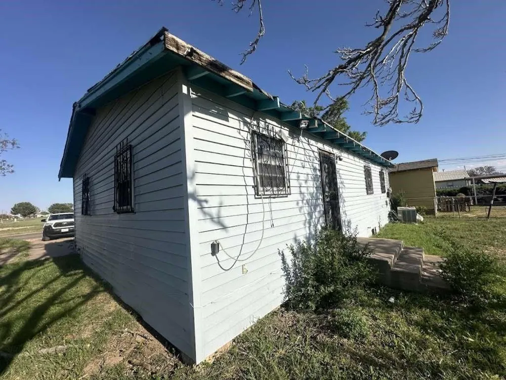 1909 Kokomo Street Plainview, TX 79072