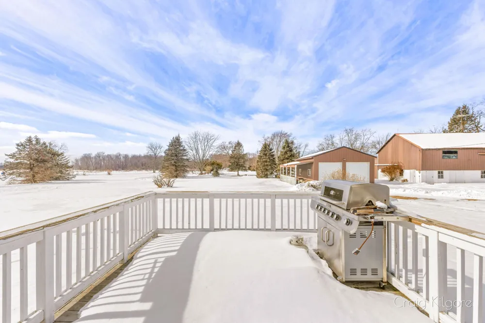 15425 132nd Avenue Nunica, MI 49448