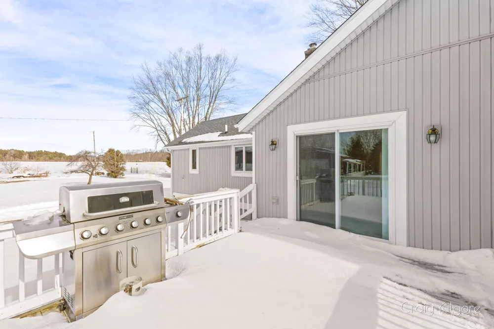 15425 132nd Avenue Nunica, MI 49448