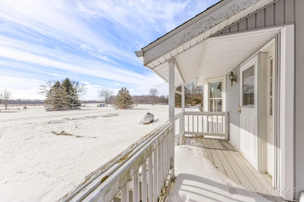 15425 132nd Avenue Nunica, MI 49448