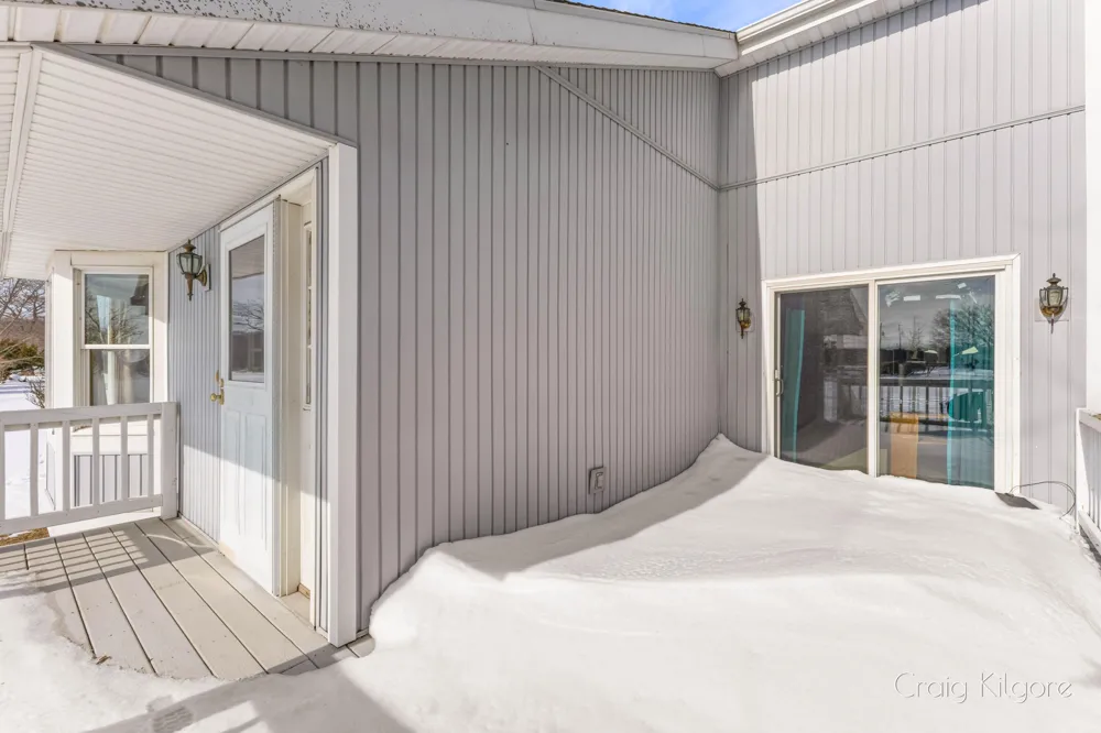 15425 132nd Avenue Nunica, MI 49448