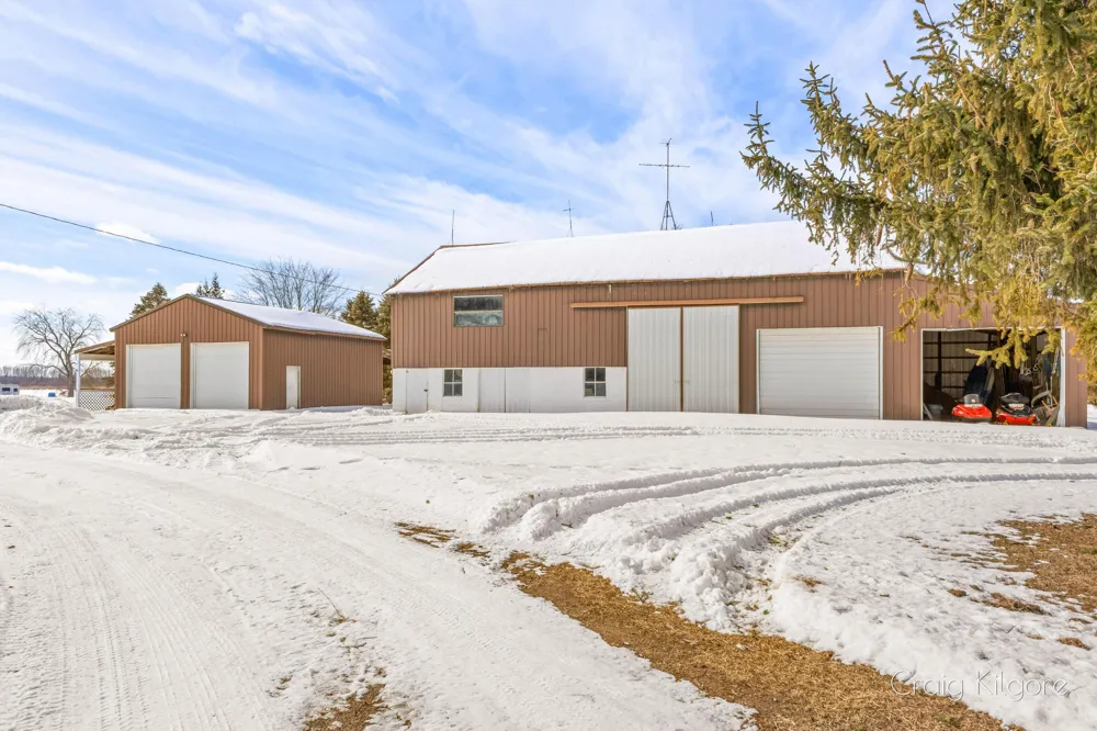 15425 132nd Avenue Nunica, MI 49448
