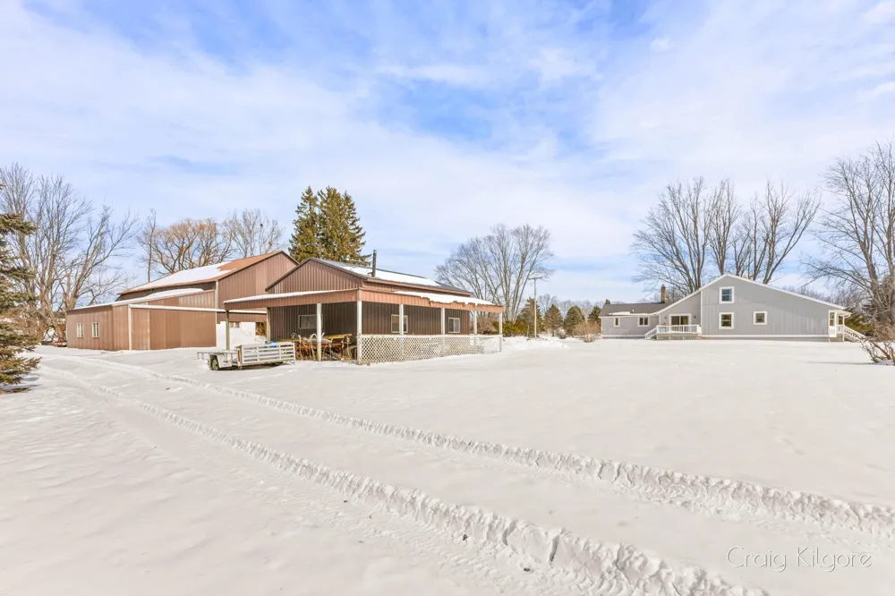 15425 132nd Avenue Nunica, MI 49448
