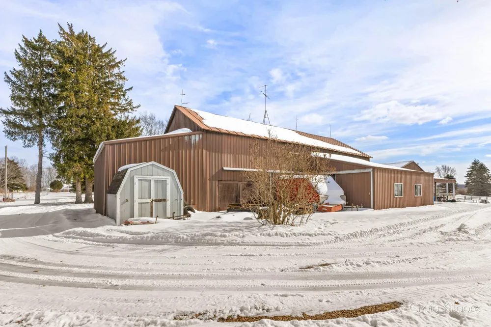 15425 132nd Avenue Nunica, MI 49448