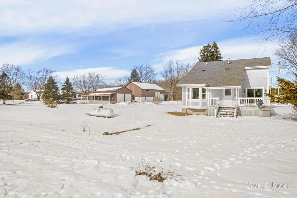 15425 132nd Avenue Nunica, MI 49448