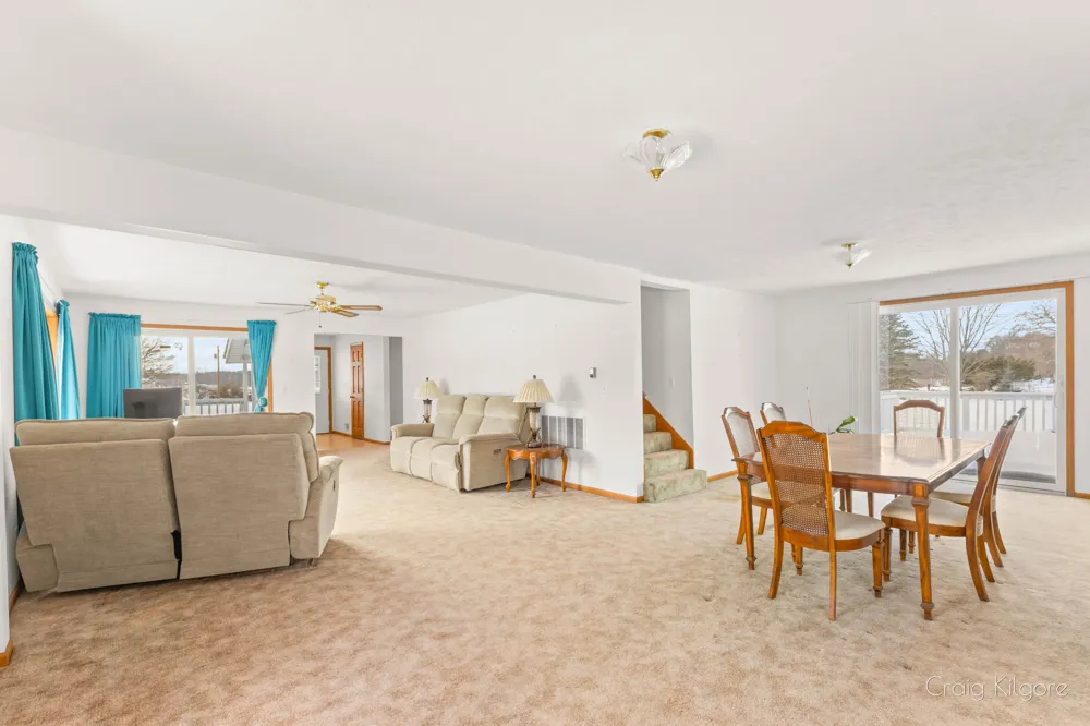15425 132nd Avenue Nunica, MI 49448