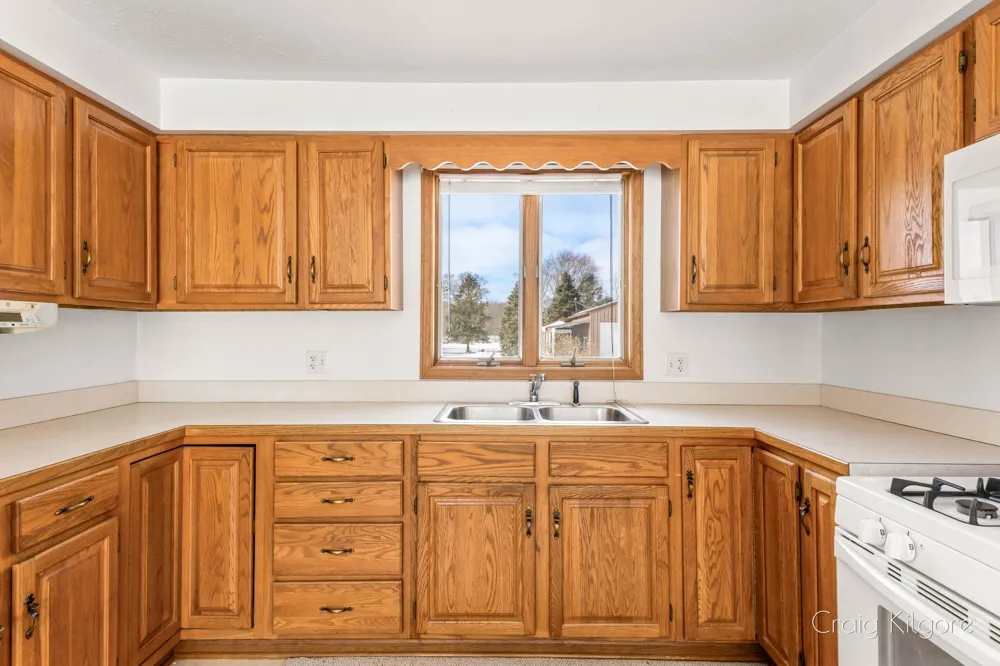 15425 132nd Avenue Nunica, MI 49448
