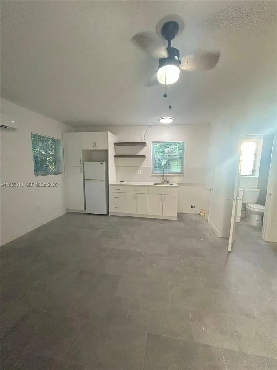 1220 NE 110th Ter Miami, FL 33161