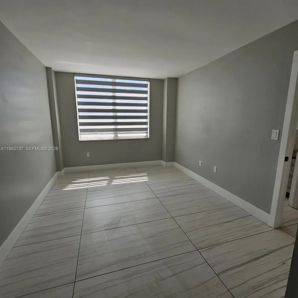 15600 NW 7th Ave #703 Miami, FL 33169
