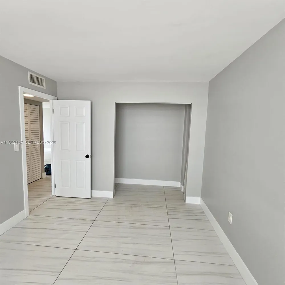 15600 NW 7th Ave #703 Miami, FL 33169