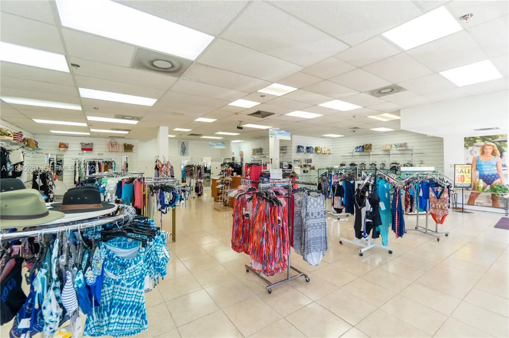 3149 W Hallandale Beach Blvd #R Pembroke Park, FL 33009