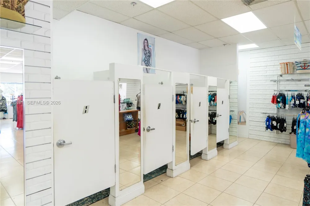 3149 W Hallandale Beach Blvd #R Pembroke Park, FL 33009