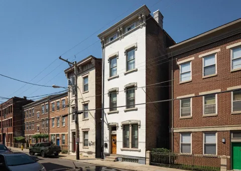 1325 Clay Street