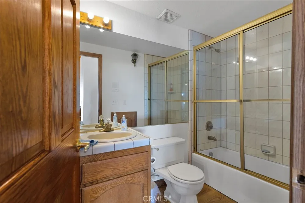 10328 El Centro Oak Hills, CA 92344