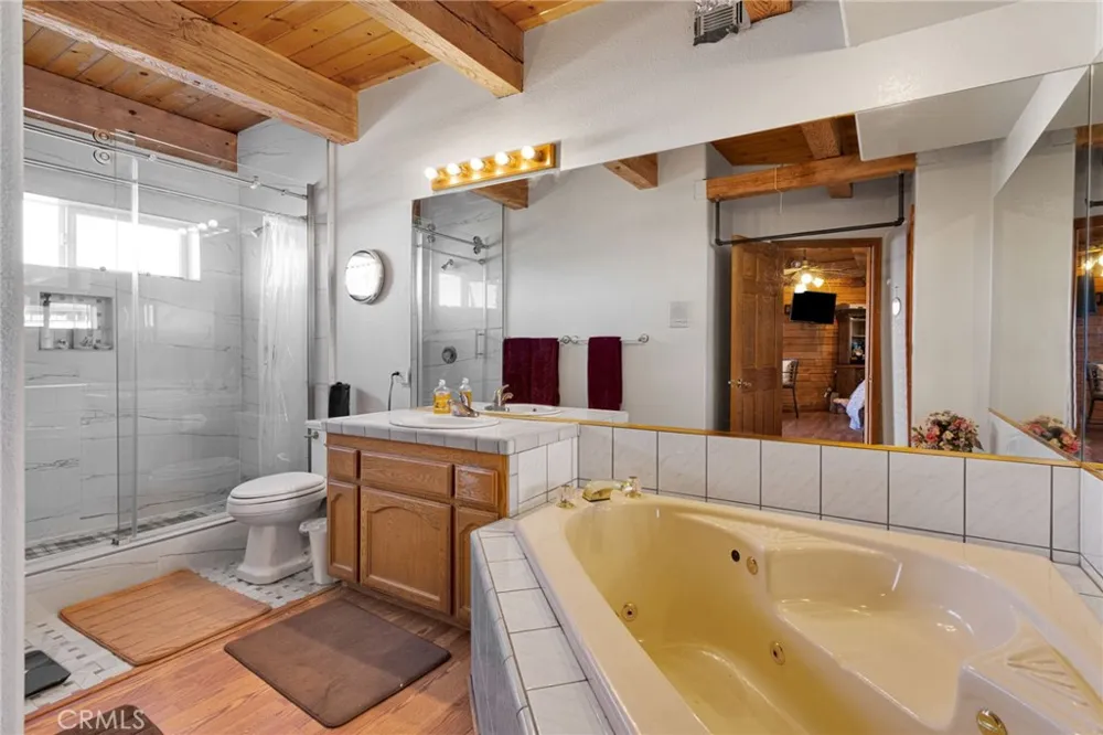 10328 El Centro Oak Hills, CA 92344