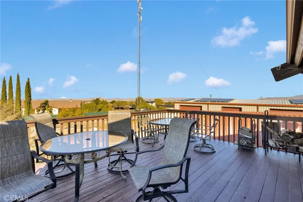 10328 El Centro Oak Hills, CA 92344