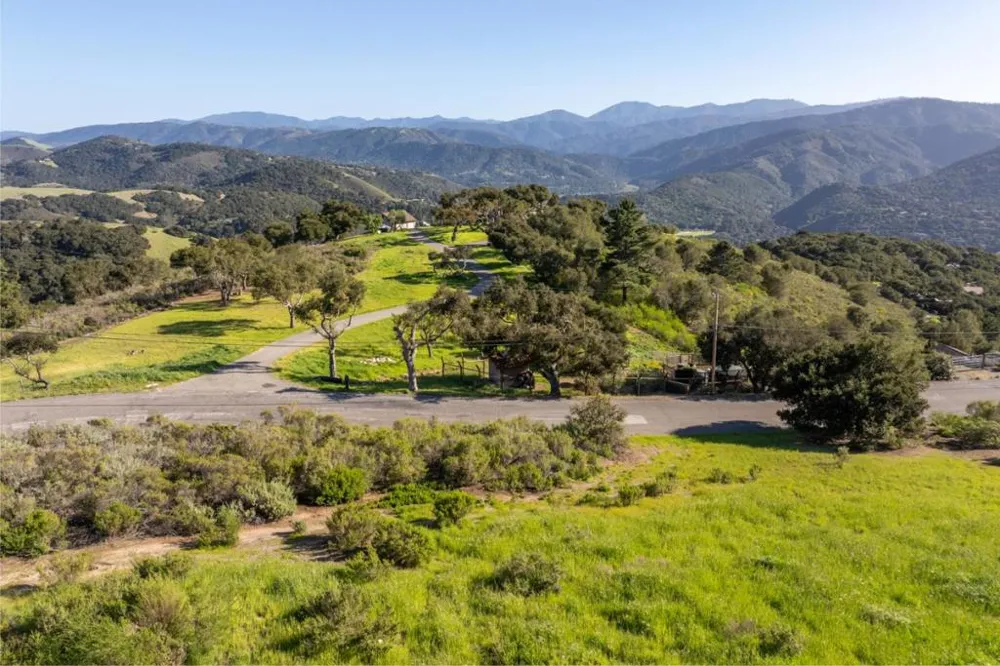 344 El Caminito Road Carmel Valley, CA 93924