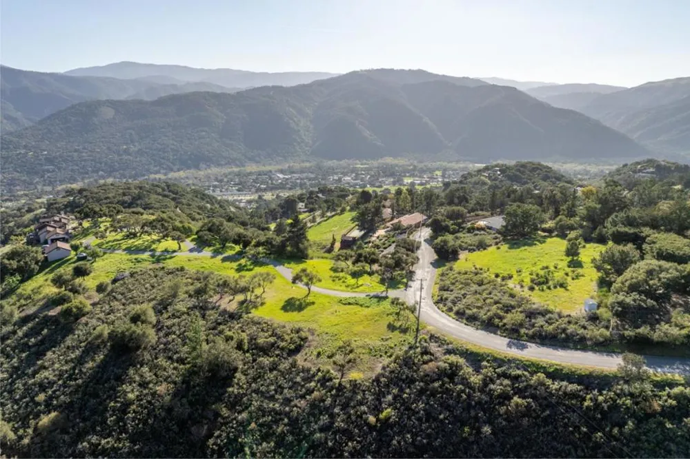 344 El Caminito Road Carmel Valley, CA 93924