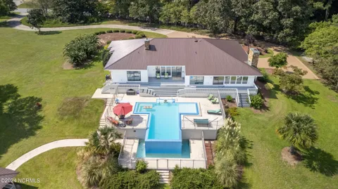 101 Elizabeth Road