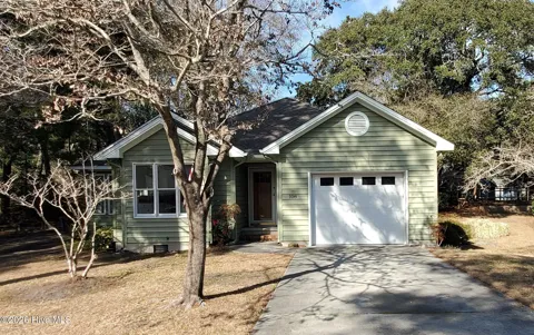 108 Fern Court