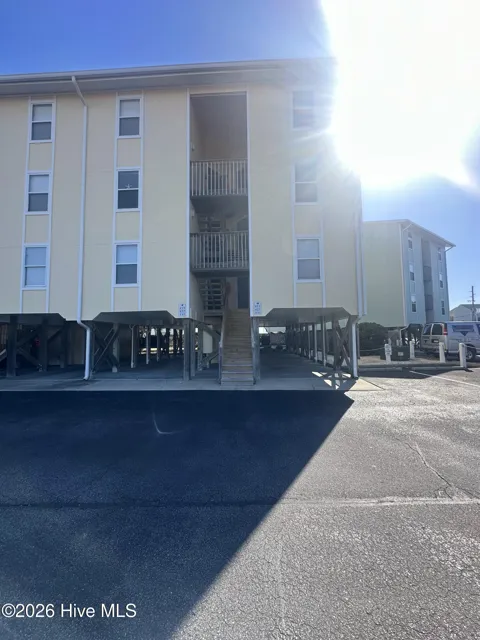 918 New River Drive #422