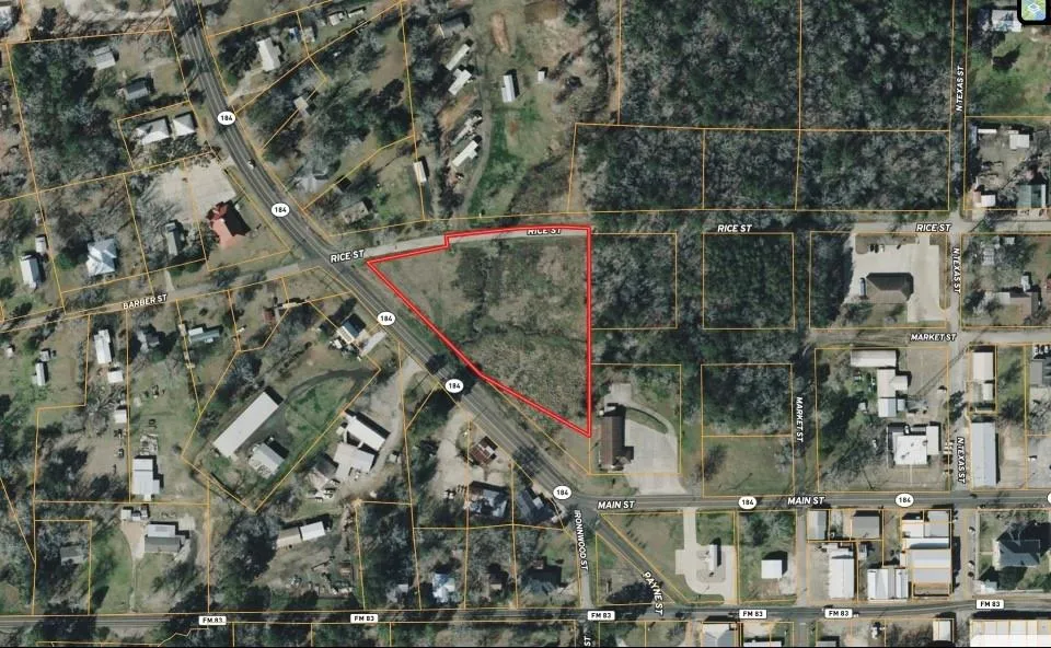 495 Rice Street Hemphill, TX 75948
