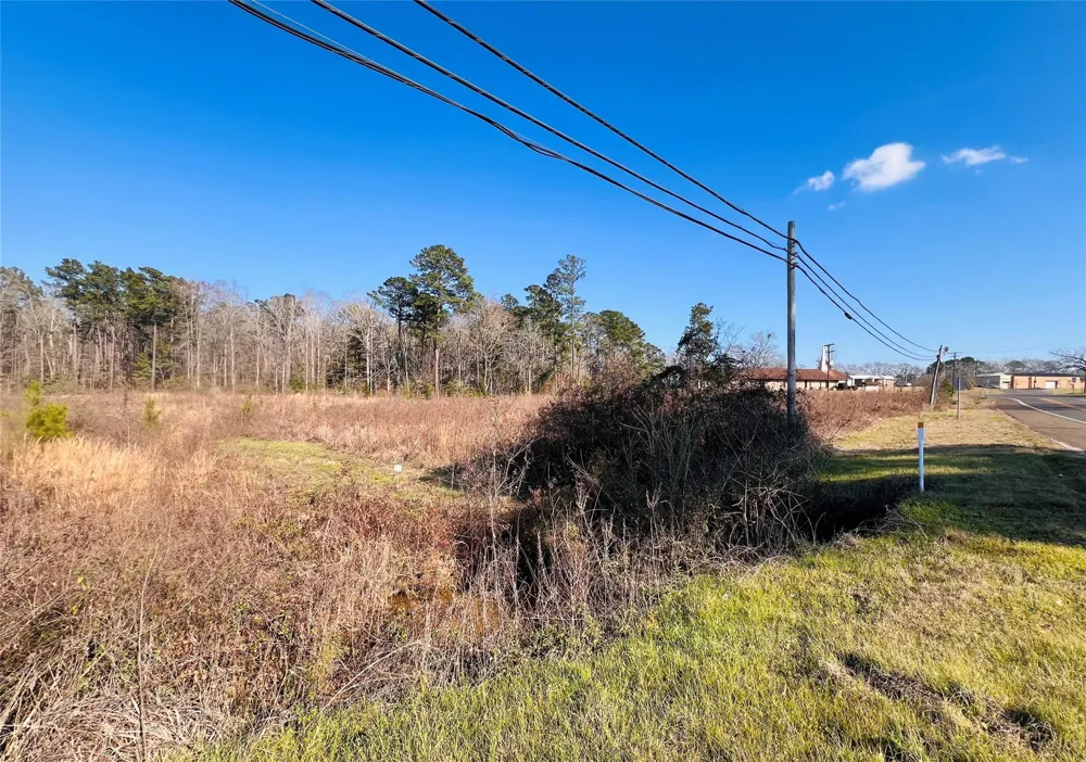 495 Rice Street Hemphill, TX 75948
