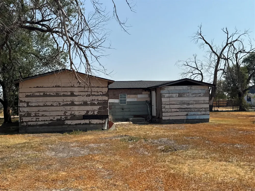 1511 Gray Street Plainview, TX 79072