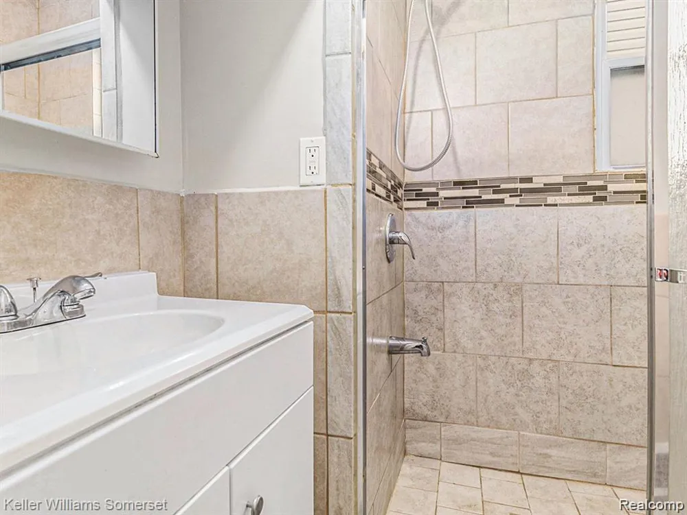 1419 Morris Avenue Lincoln Park City, MI 48146