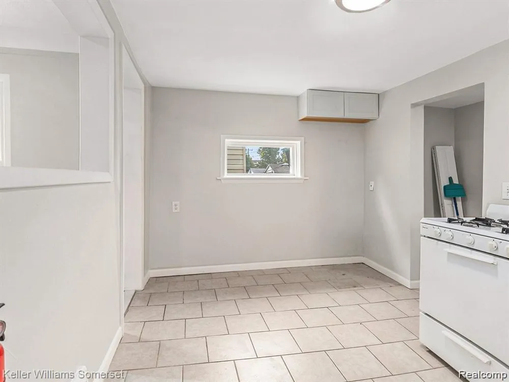 1419 Morris Avenue Lincoln Park City, MI 48146
