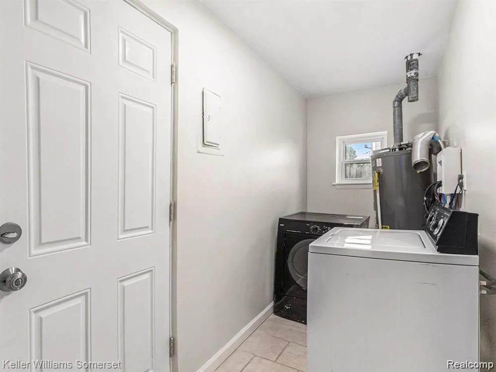 1419 Morris Avenue Lincoln Park City, MI 48146