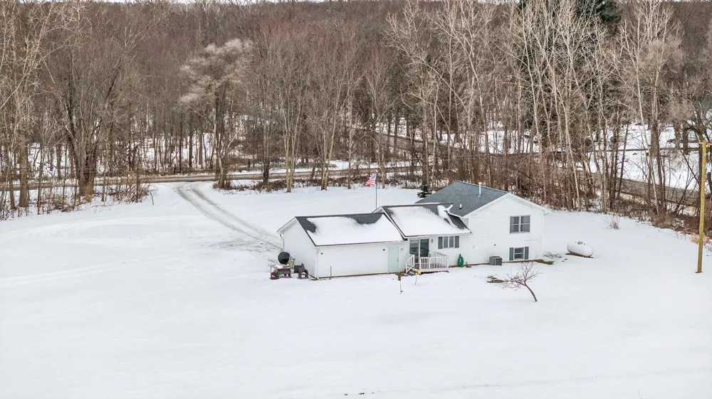 1150 Losey Road Rives Township, MI 49277