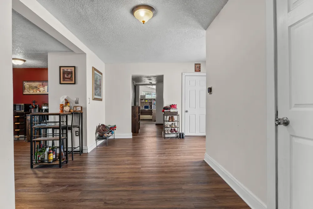 34 Oak Street Hillsdale City, MI 49242