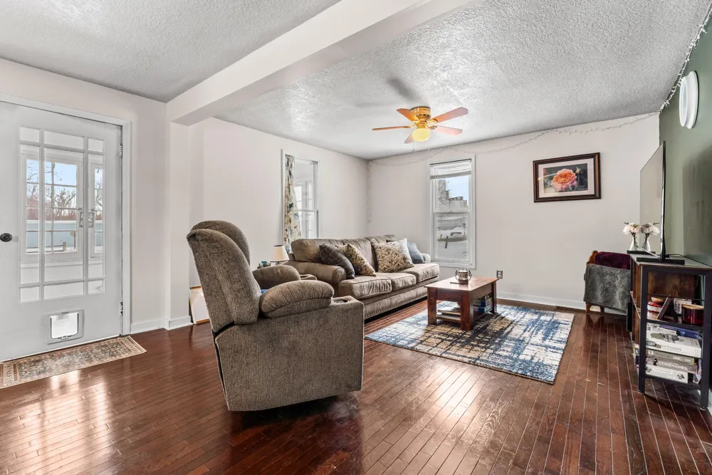 34 Oak Street Hillsdale City, MI 49242