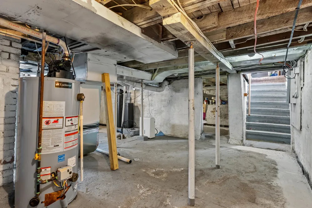 34 Oak Street Hillsdale City, MI 49242
