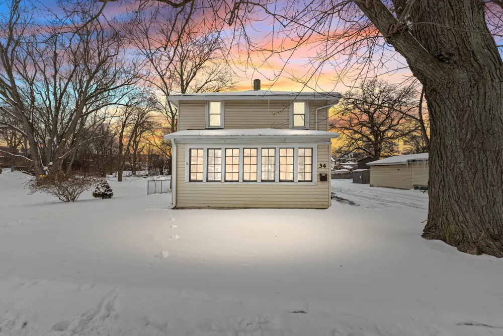 34 Oak Street Hillsdale City, MI 49242