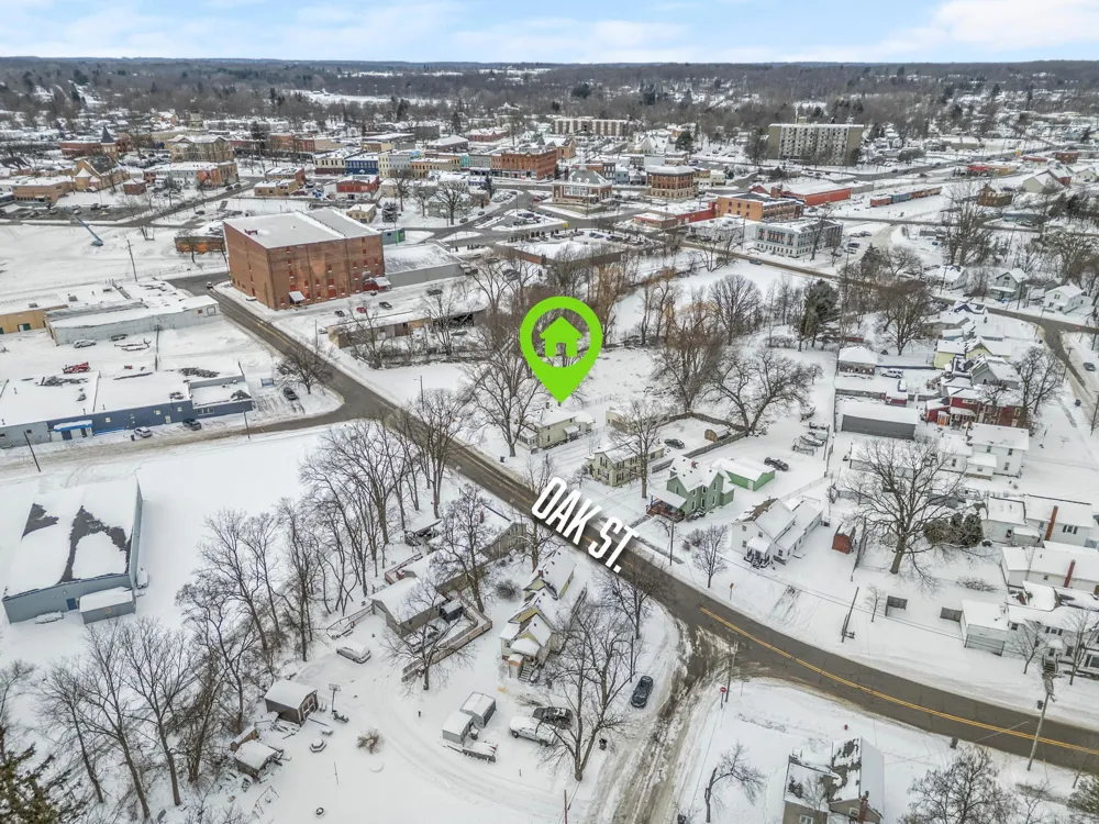 34 Oak Street Hillsdale City, MI 49242